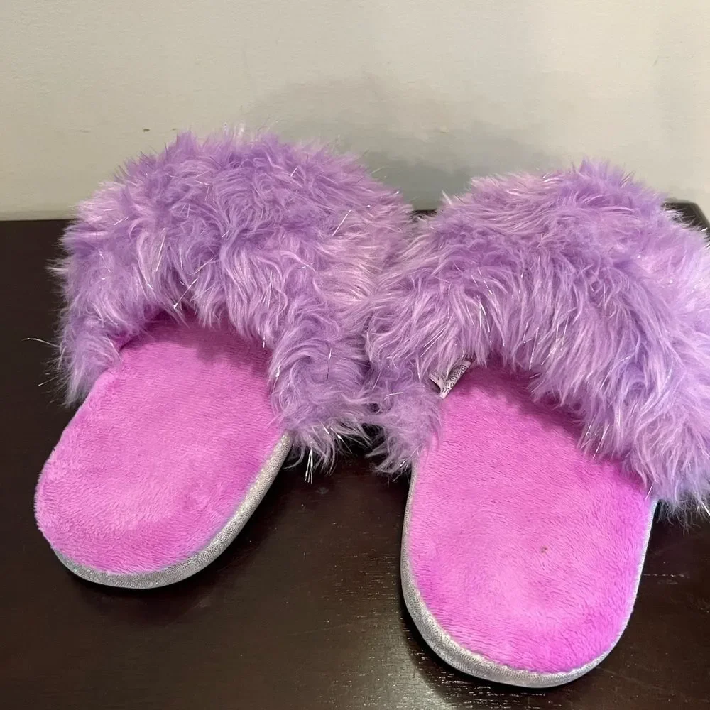 More than magic purple sparkle size 4/5 slippers